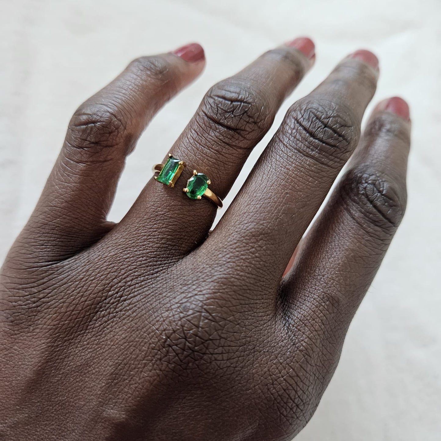 Bague Anneau ouvert avec pierres