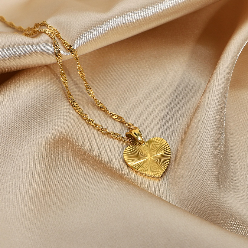 Collier pendentif coeur