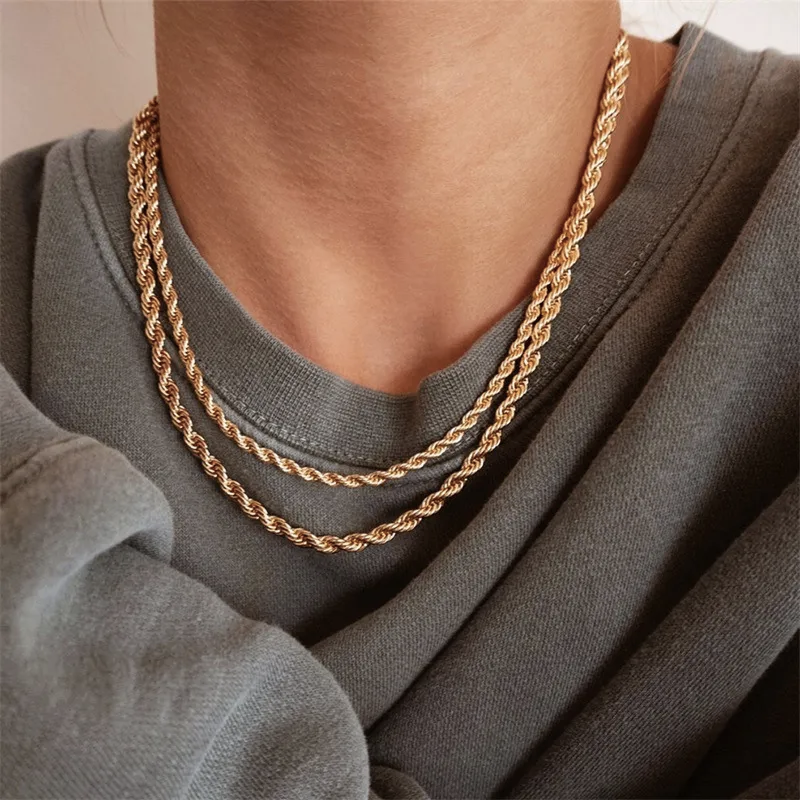 Collier Torsadé – Décontracté & lumineux