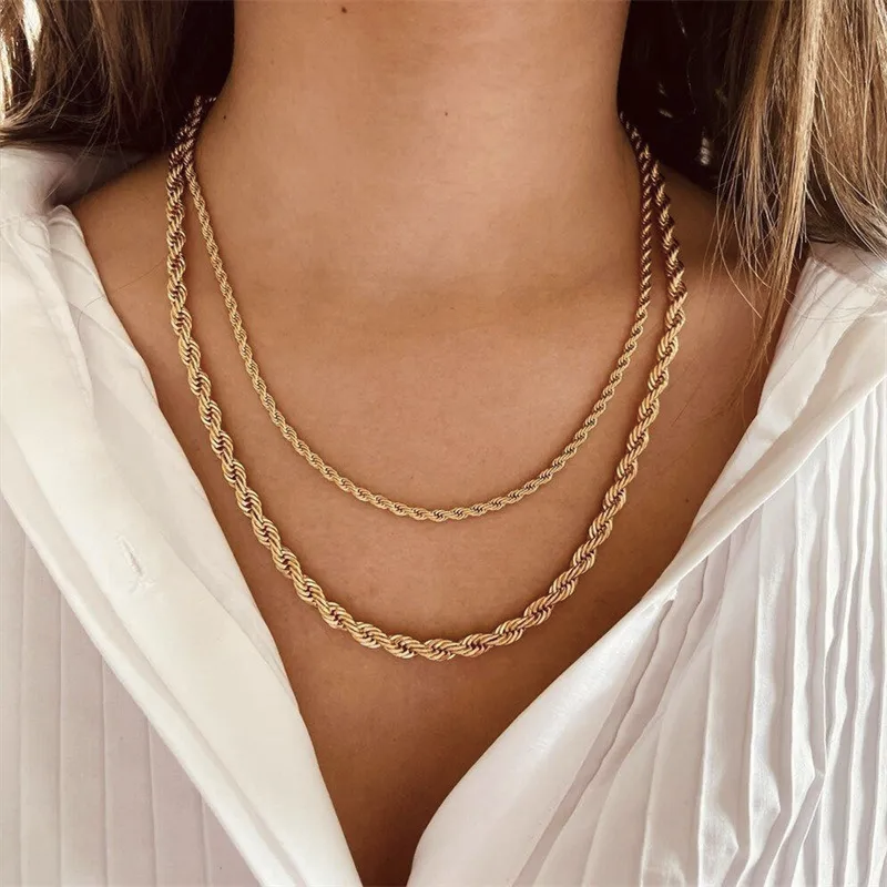 Collier Torsadé – Décontracté & lumineux